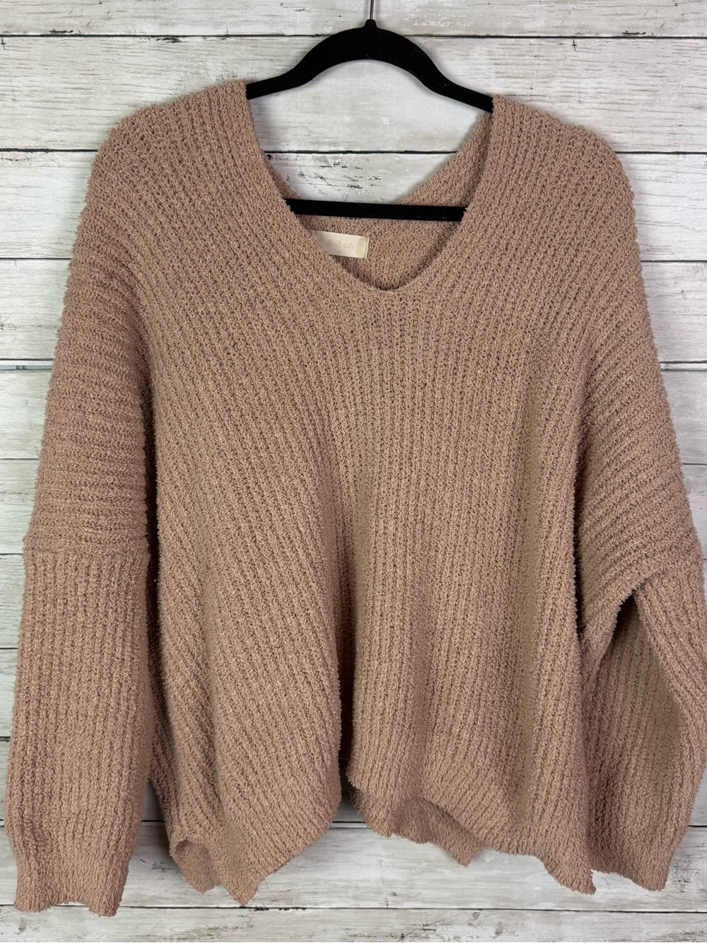 Altar’d State Cozy V-Neck Women's Sweater in Blush Size Large